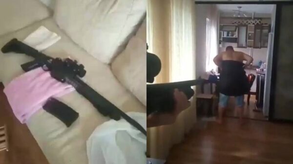 Idioot laat zich voor zijn reet schieten met een veel te groot geweer