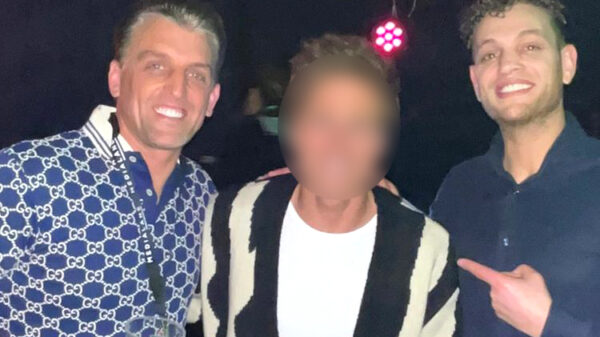 Ai. Nóg een knap beroerde foto van André Hazes tijdens Holland zingt Hazes opgedoken