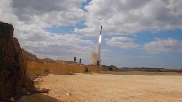 Zien: zo lanceren de Russen hun raketten vanaf de Krim