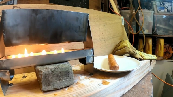 Vet handig: Frietpan Frank maakt een mini-frituurpan waar precies één frikandel in kan