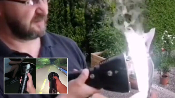 Met het zaklampje van 1200 dollar zet je rustig een krant in de fik