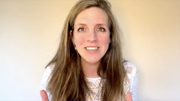 Wij zijn, net als Arjen Lubach, ook HE-LE-MAAL klaar met al die zogenaamde "coaches"