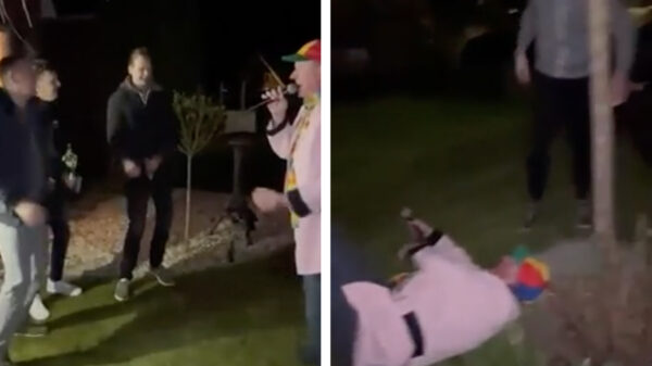 Buurman in Lemele niet blij met optreden André Pronk en pleurt hem de tuin in