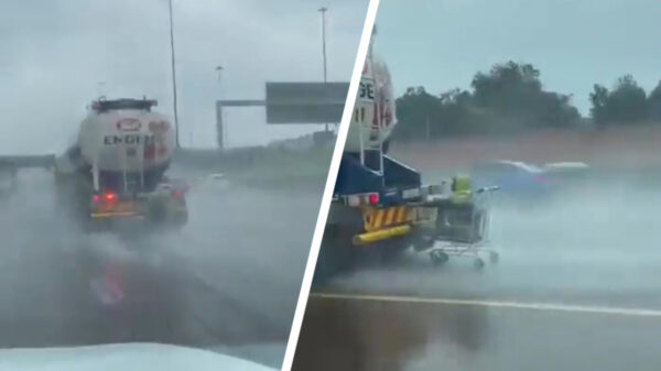 Achter een vrachtwagen hangen met een winkelwagen, voor als je echt levensmoe bent