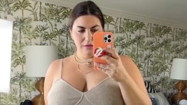 Katie Sturino kopieert modepoppetjes om te laten zien dat ook Plus size-vrouwen style hebben