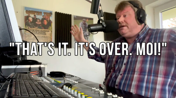 Dj Wim Drent heeft er géén zin meer in en neemt live ontslag op Radio Continu