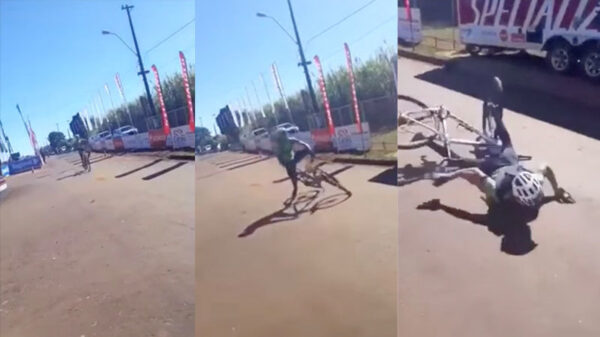 Wielrenner juicht iets te vroeg en gaat vlak voor de finish snoeihard op zijn plaat