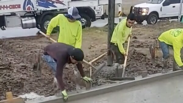 Als je dat vloertje er eindelijk netjes in hebt liggen...