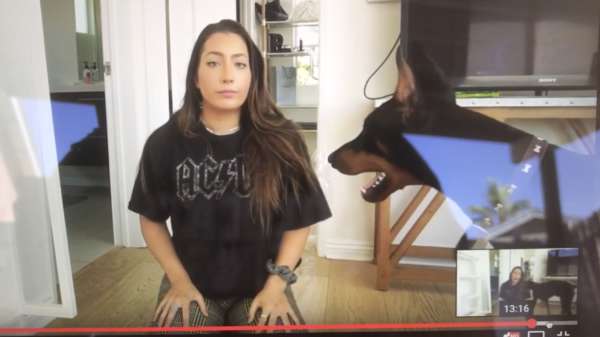 Youtuber Brooke Houts uploadt per ongeluk video waarop zij haar hond mishandelt