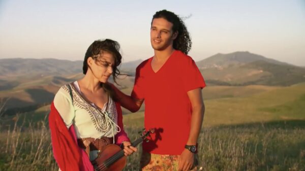 Smeerpijp Ali B. nu ook door Ellen ten Damme beschuldigd van seksueel wangedrag