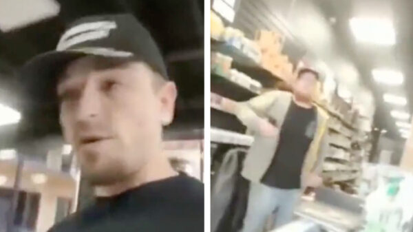 Winkelmedewerker verliest zijn zelfbeheersing en gaat full retard tegen klant met Trump-shirt