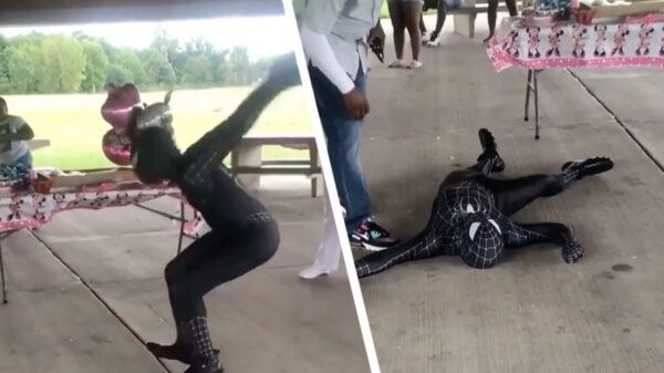 Even voorstellen: dit is de nieuwe stagiaire van Spiderman en hij doet een trucje