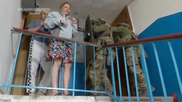 Oekraïne jaagt op "verraders" die de Russische invasie op social media ontkennen