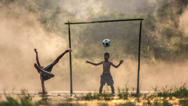 Balkunstenaars brengen het publiek in extase met hun voetbalskills