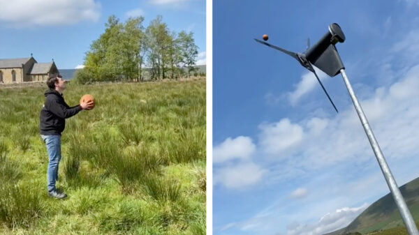 Goals: een bal 100 miljoenmiljard meter de lucht in knallen met een windmolen
