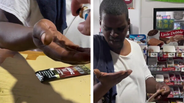 Even de handen van je klanten "ontsmetten" met superranzige stankspray