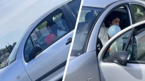 Mademoiselle klapt tegen muur als ze lurkend aan een lachgasballon door Lyon rijdt