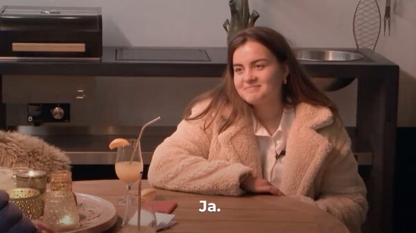 Superongemakkelijk gesprek bij LLDL na aanvullen van de zin: "Mijn eerste gevoel bij jou is..."