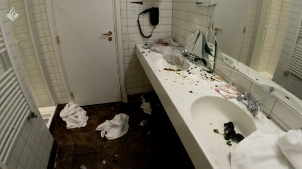 Man sloopt hotelkamer onder invloed van drugs in Utrecht