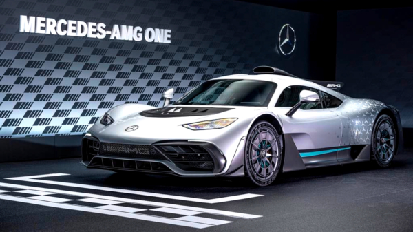 De Mercedes-AMG One: F1-techniek met 1.000+ pk voor op de Autobahn