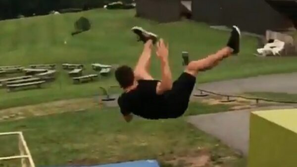 Hoe gaat het eigenlijk met Luke na zijn backflip?