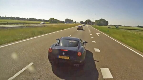 Er rijden ook hufters in Ferrari's rond die vrachtwagens een remtest geven