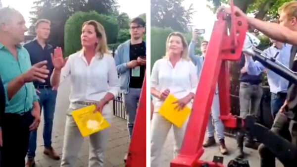 Boze boeren brengen 'stikstofminister' Van Der Wal een bezoekje aan huis