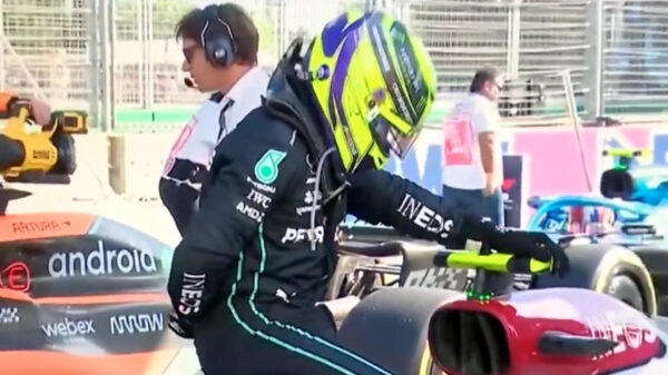 Amateurtoneel? Deelname Lewis Hamilton aan GP Canada "onzeker" vanwege rugpijn