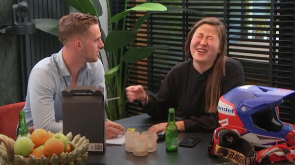 Deelnemer Lang Leve de Liefde heeft geen enkel idee hoe eieren werken