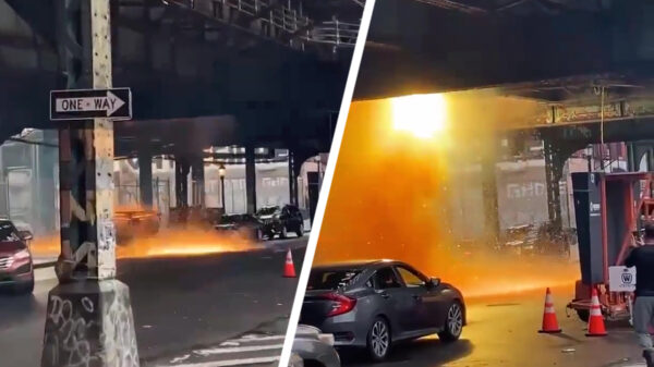 Deze kortsluiting bij een Amerikaans metrostation levert verdomd indrukwekkend vuurwerk op