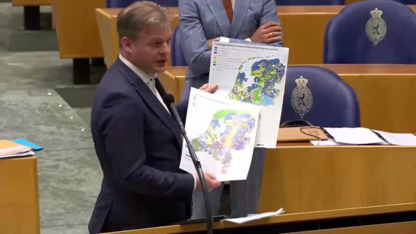 Pieter Omtzigt is weer heerlijk op dreef en sloopt D66 over de niet kloppende stikstofkaarten