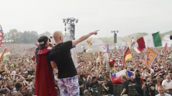 Ja hoor, ook deze keer gaan we stampend van links naar rechts op Defqon.1