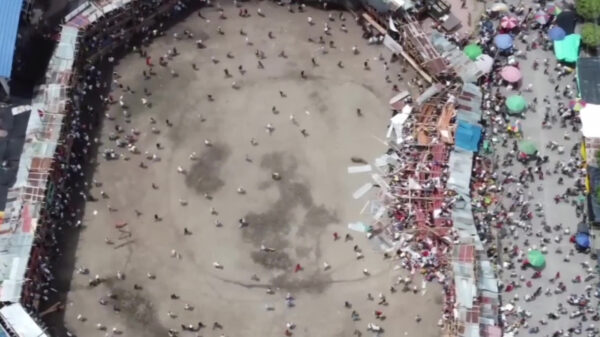 Vier doden en honderden gewonden nadat tribune bij stierengevecht in Colombia instort