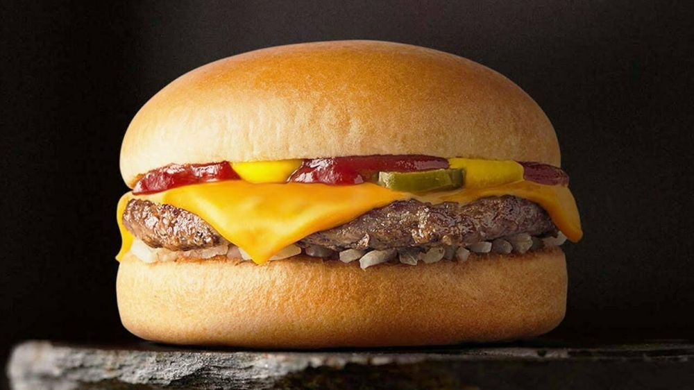 Zo maak je dé perfecte McDonald's Cheeseburger