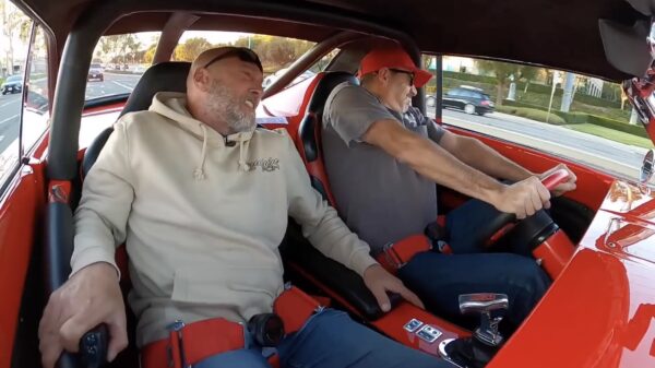 Gaspedaal blijft hangen waardoor z'n auto met 1300 pk onbestuurbaar wordt