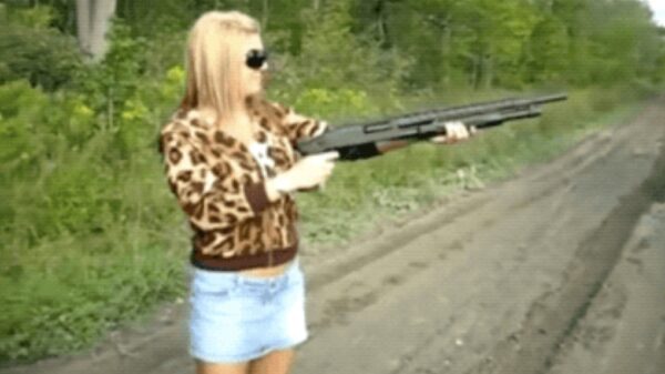 De vrouwen & wapens gifdump; het blijft een lastige combinatie