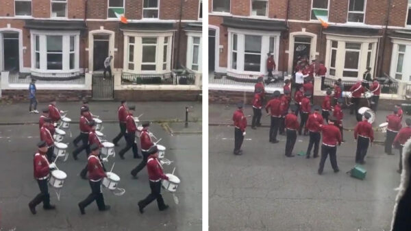 Mini-rel op Ierse straat nadat idioot een kliko naar de fanfare gooit