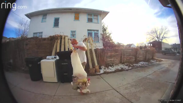 Dit is het meest frustrerende wat je kan overkomen bij het weggooien van afval