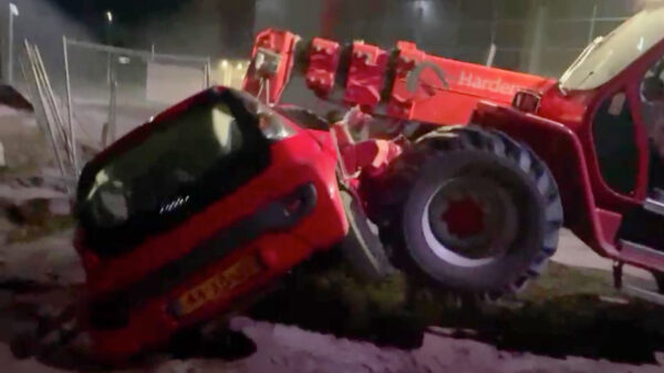 Heerlijke karma: betrapte benzinedieven in Ede vinden vluchtauto volledig gesloopt terug