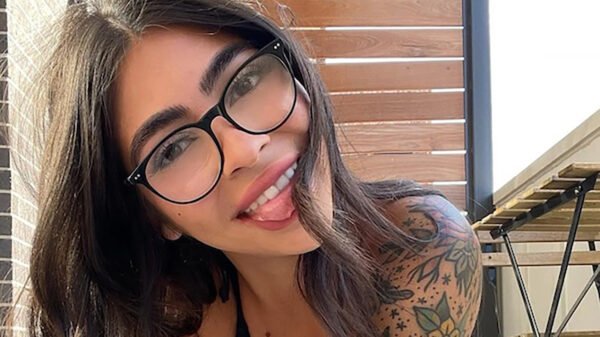 Een verzameling vrouwen met tattoos (24)