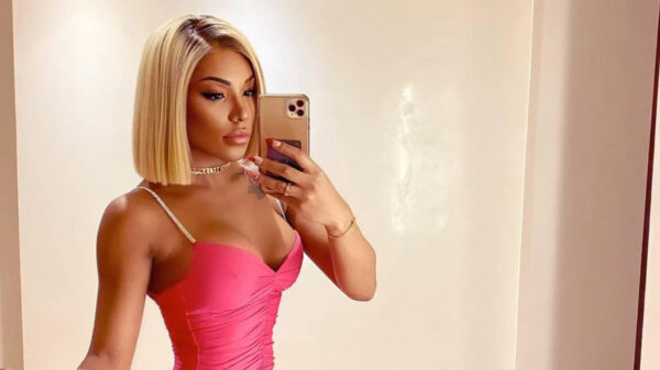 Deelneemster Miss BumBum heeft perfecte manier om af te vallen: 5 uur per dag hatseflatsen