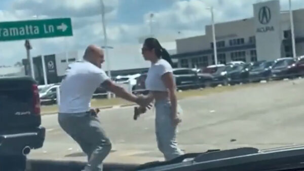 Pistolen Paulientje lost meerdere schoten tijdens een road rage in Texas