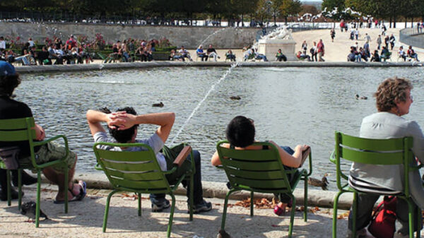 Een stapel foto's waar je toch echt twee keer naar moet kijken