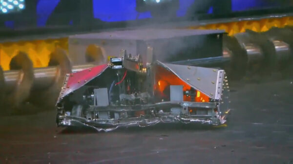 Het Battlebots-gevecht tussen Minotaur en Blacksmith blijft gruwelijk om naar te kijken