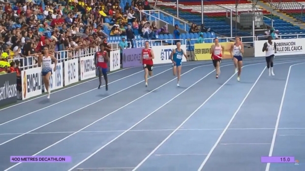 Lullig: Italiaanse atleet Alberto Nonino verliest race dankzij z'n bungelende 'hardloper'