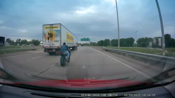 Een helm en motorpak dragen kan best verstandig zijn als je niet kunt rijden