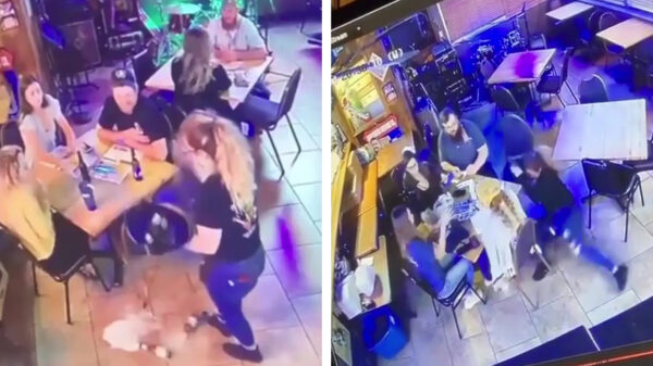 Dit moet wel de meest onhandige serveerster everooit zijn