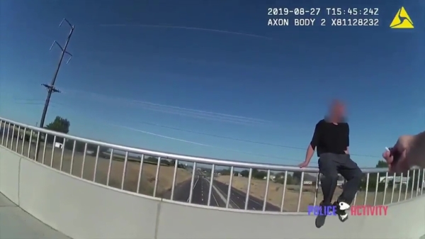 Politieheld weet suïcidale man van de brug te halen
