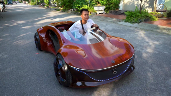 Vader van het jaar bouwt een brute Mercedes Vision AVTR voor zijn zoontje