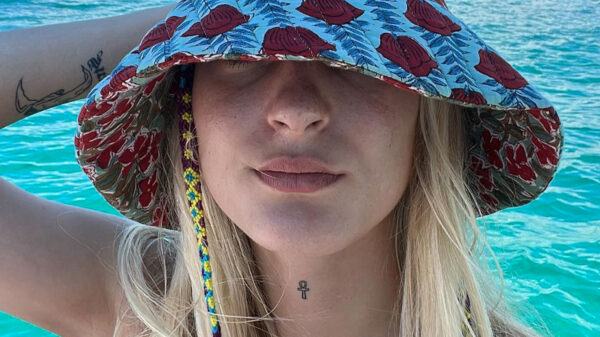 Zangeres S10 geniet nog steeds met volle teugen van haar vakantie